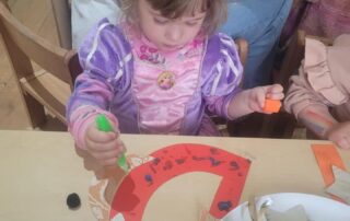 decorating letters to celebrate eid
